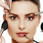 Makyaj yapıp güneşe çıkanlar dikkat! Dermatologdan kritik yaz uyarısı