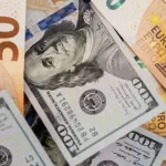 ABD'nin İran yaptırımları doları uçurdu