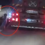 Köpeği kamyonetin arkasına bağlayıp sürükledi!