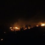 Ezine'deki orman yangınında soğutma çalışmaları sürüyor