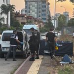 Alacak verecek kavgası kanlı bitti: Baba ve oğlu öldü, anne ağır yaralı!