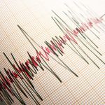Endonezya'da 7,7'lik deprem: Tsunami uyarısı yapıldı