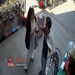 Fatih’te yolda çarpma tartışması: Kadın, adama tokat attı