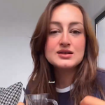 “Kendi kendine mi gidiyor bu?” 4 yıllık evli kadının çay bardağı isyanı gündem oldu