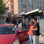“Arabayı geri vereceğim” dedi, galerici sileceği çalıştırınca gerçek ortaya çıktı