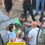Kadıköy’de bir grup kuryeye saldırdı: Kazmayla vurmaya çalıştılar