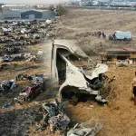 Yüzlerce enkaz, yüzlerce hikaye… Deprem araç mezarlığından geriye bir tek o kaldı