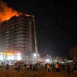 Diyarbakır Kayapınar’da plazada çıkan yangın korkuttu