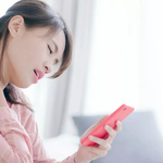Telefon başında saatlerce böyle duruyorsanız dikkat! Boynunuzu yıpratıyor olabilirsiniz