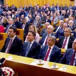 Yeni Yol Partisi'nde sandalye hareketliliği: Kritik istifa ve katılım