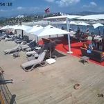 Alanya'da kahreden görüntü! Sığ suya balıklama atlayan tatilci hayatını kaybetti