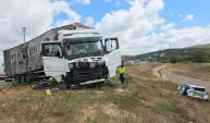 Jandarmaya çarpan TIR şoförü gözaltında: Kaza anı paylaşıldı!