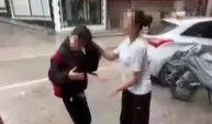 Isparta'da sokak ortasında bir ortaokul öğrencisinden akranına fiziksel şiddet