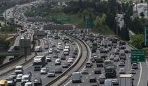 Depremin ardından İstanbul'da trafik yoğunluğu yaşandı