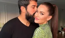 Fahriye Evcen'in paylaşımları sosyal medyayı salladı! Burak Özçivit'in yorumu gündem oldu