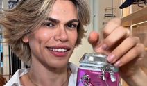 150 Bin TL’lik kola çanta! Yine lüksüyle gündem oldu