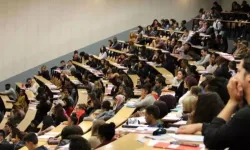 Özel üniversite ücretleri düşecek mi, 2025 vergi paketiyle fiyatlar nasıl belirlenecek?