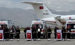 Hakkari'de şehit olan 6 asker için tören düzenlendi
