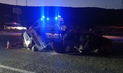 Mersin'de bariyere çarpan 20 yaşındaki sürücü hayatını kaybetti