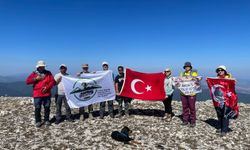 Dağcılardan 30 Ağustos kutlaması
