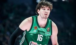 Cedi Osman kimdir, kaç yaşında, nereli, Türk mü, memleketi, hangi takımda, evli mi, eşi?