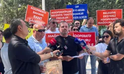 İzmir’de kooperatif mağdurları cezaevi önünde kırmızı halı serdi