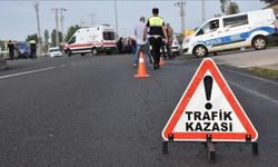 Şanlıurfa Suruç’ta İki otomobil çarpıştı: 6 yaralı