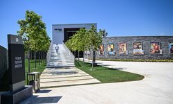 Ferdi Tayfur sanat merkezi ve müzesi açıldı