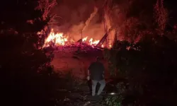 Amasya’da ev yangını: Peş peşe tüp patlamaları!