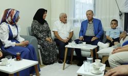 Cumhurbaşkanı Erdoğan Malatya’da depremzede aileyi ziyaret etti
