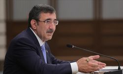 Cumhurbaşkanı Yardımcısı Yılmaz’dan A Milli Basketbol Takımı’na tebrik