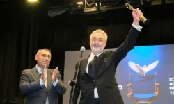 Mehmet Aslantuğ ödülünü Zeydan Karalar’a ithaf etti