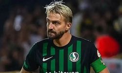 Takım arkadaşını tokatlayan Caner Erkin'in cezası açıklandı
