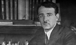 Mehmet Fuat Köprülü kimdir?