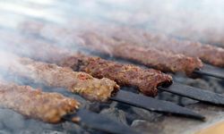 Fransa'da kebap yasağı Adana'yı karıştırdı!