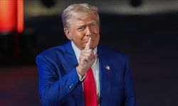 Trump gümrük silahını çekti: Ahşaba yüzde 50, filmlere yüzde 100 vergi!