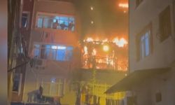 Beyoğlu'nda yangın: 6 kişi tahliye edildi!