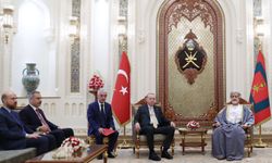 Bilal Erdoğan, Umman'daki resmi heyette Hakan Fidan'ın yanında yer aldı