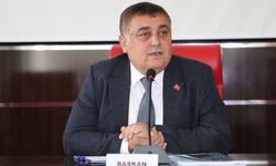 CHP'den istifa etmişti! Aksu Belediye Başkanı, AK Parti'ye geçiyor