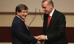 Davutoğlu’ndan Erdoğan’a göz kırpan açıklama: Teklif gelirse tereddüt etmem!