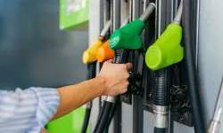 Döviz ve petrol fiyatları akaryakıtı uçurdu: Yeni zam kapıda!