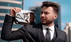 Enes Batur kimdir, kaç yaşında, 16 milyonluk YouTube hesabını neden kapattı? Enes Batur tükenmişlik sendromuna mı girdi?