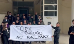 Hacettepe’de yemekhaneye getirilen rezervasyon sistemi protesto edildi: 'Türk çocuğu aç kalmaz!'