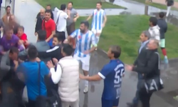 Futbol maçında büyük skandal: rakip takımın futbolcuları antrenörleri darbetti
