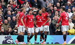 Manchester United’da altyapıyı sarsan kriz: formalar yıkanmıyor, gençler otoparkta!
