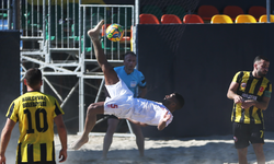 Plaj futbolunda final şöleni Alanya’da başladı