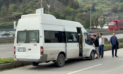 Samsun’da dolmuş kaldırıma çıktı: 2 yolcu yaralandı