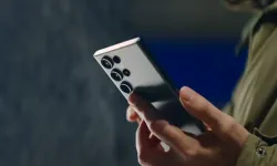 Samsung dört popüler modeline veda etti