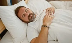 Geceleri aniden gelen nefes darlığına dikkat