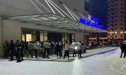 Tarsus'ta düğün salonu önünde 14 yaşındaki çocuk 5 kişiyi yaraladı